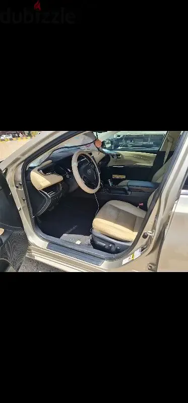 تويوتا افالون 2014